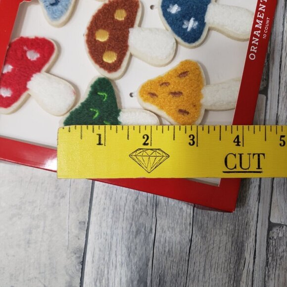 NWT - 10pc Fabric Mushroom Christmas Tree Ornament Set - Picture 3 of 4